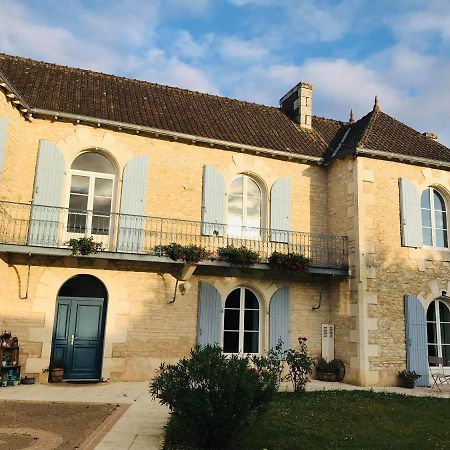 Les Clos Bleus Neuville-du-Poitou Eksteriør bilde